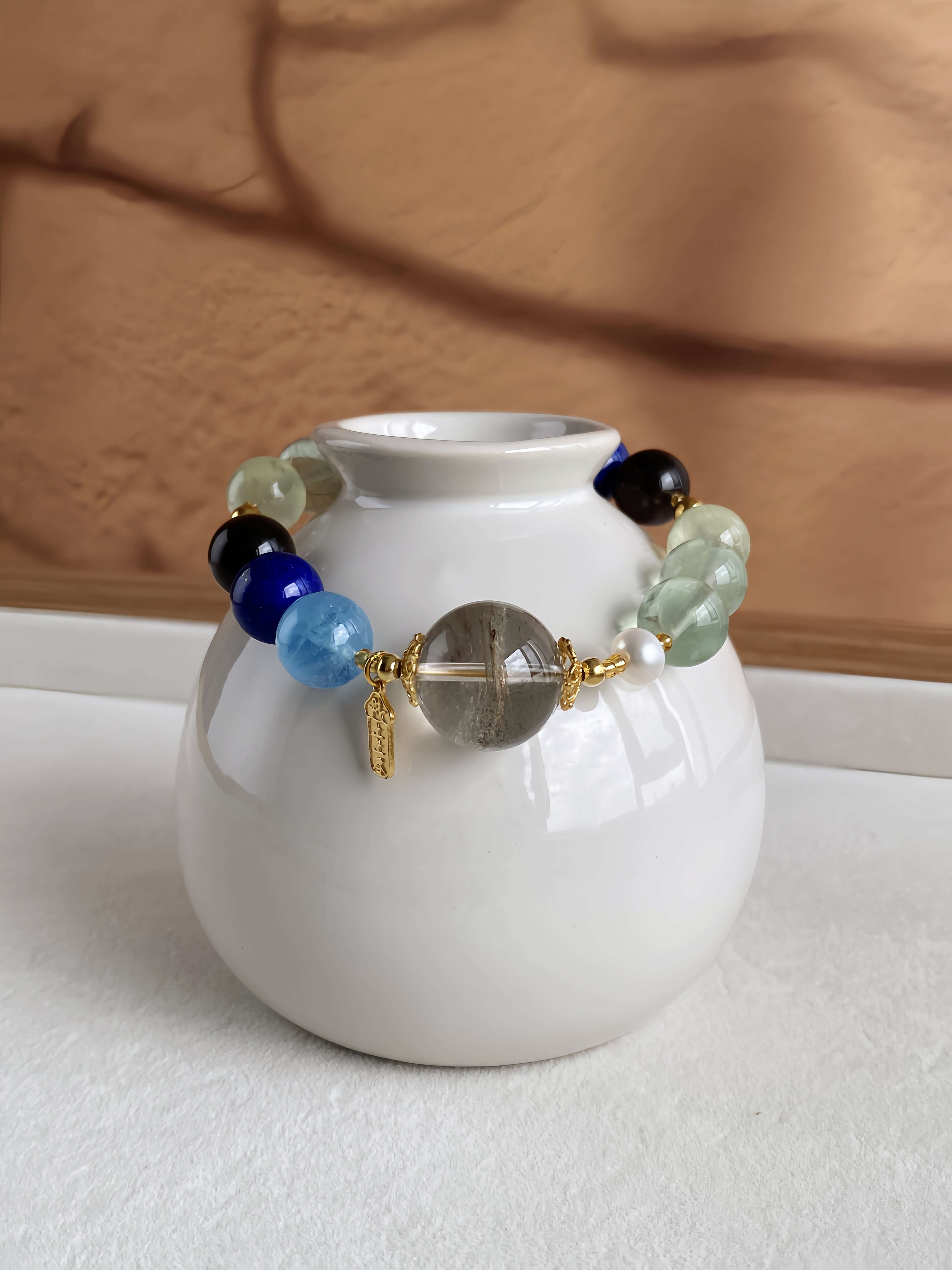 Creative Crystal Bracelet Showcase your best side and feel the energy of growth and creativity.